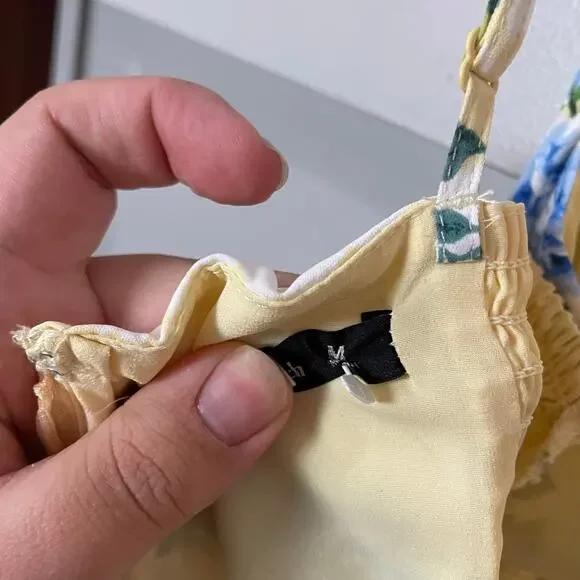 Abercrombie & Fitch Butter Yellow Ruffle Tiered Maxi Dress Blue Floral SZ M EUC - Picture 10 of 13